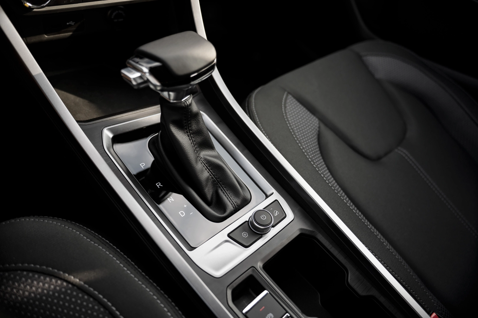 Новый дизайн ручки переключения передач